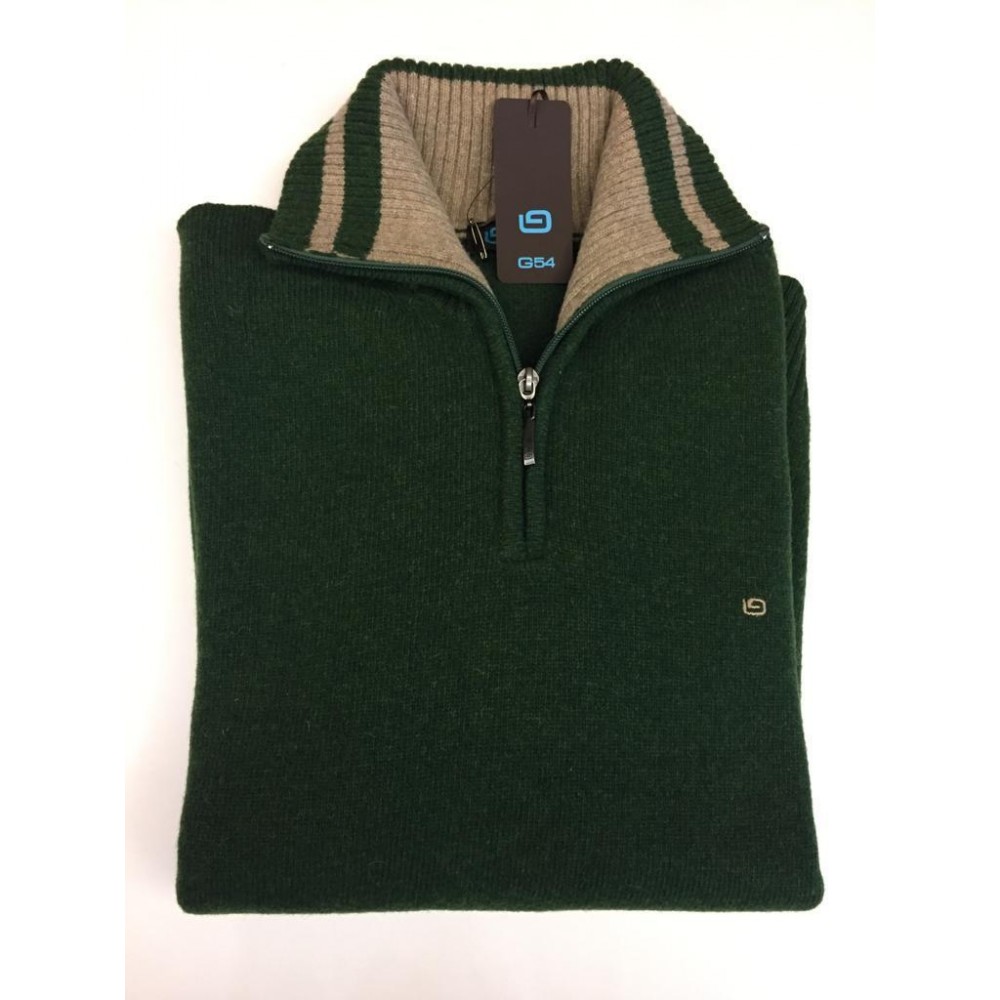 Jersey G54 en tono verde, con  cremallera. Cuello combinado en verde y beige, con logo a contraste en beige. - 1